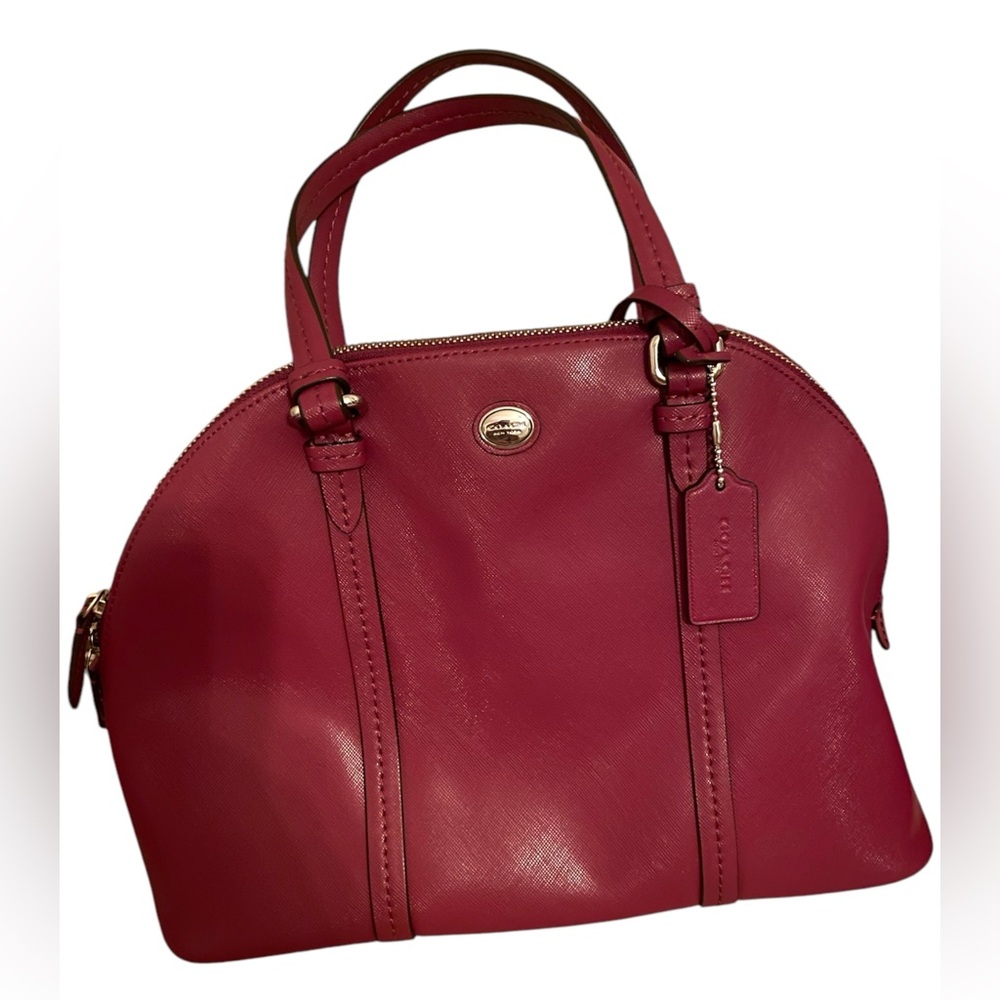 Coach Maroon/Wine Leather Shoulder Bag. 
NWOT,  Zip Pocket and 2 Slip Pockets